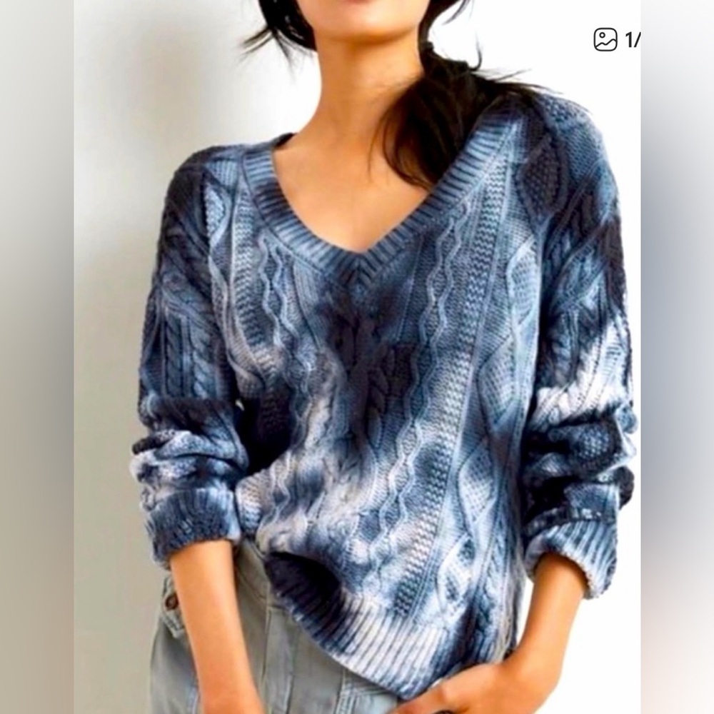 Anthropologie Pilcro Joni Chunky Cable Knit V-Neck sweater size XS